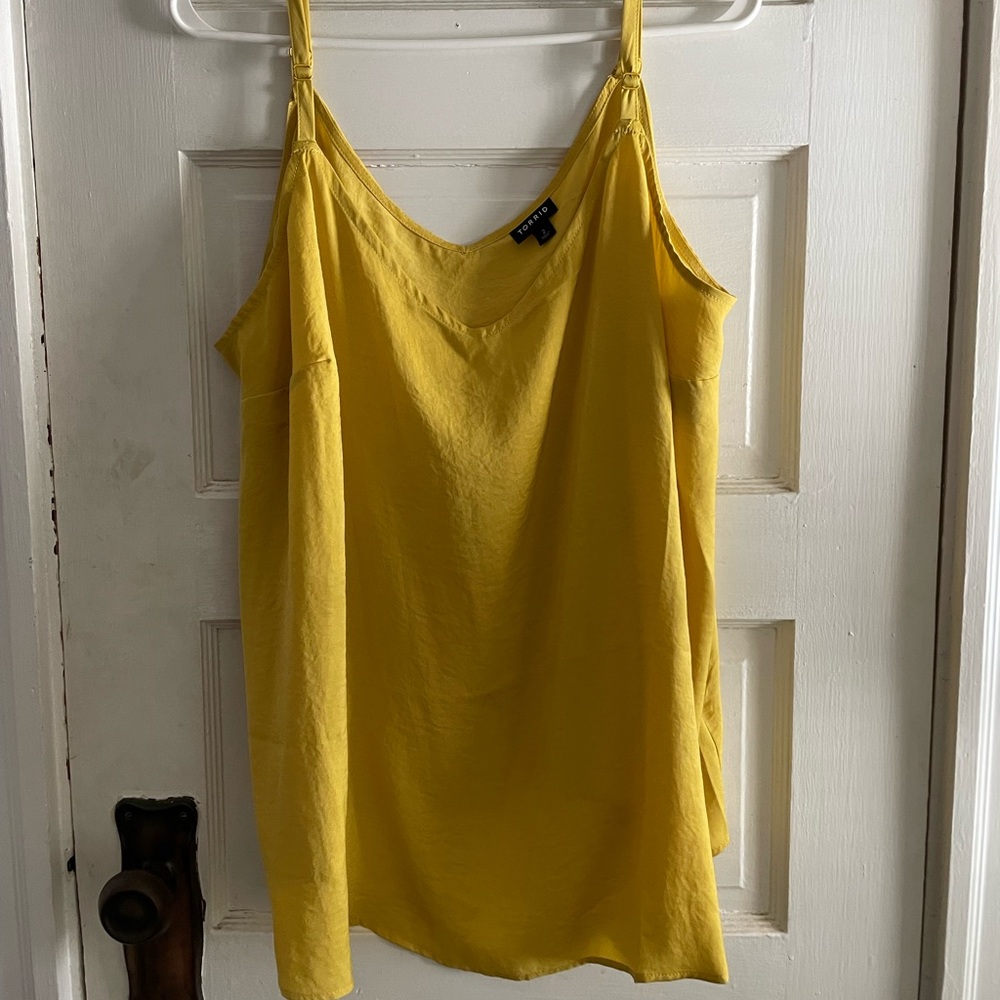 Torrid mustard yellow cami tank